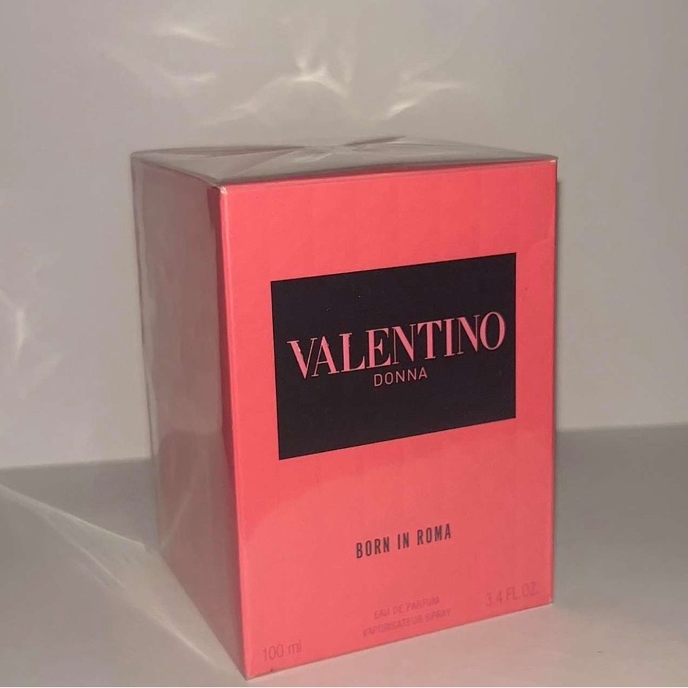 Valentino Donna Born in Roma Pink Box